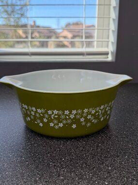 Vintage Pyrex Spring Blossom Green 475-B 2.5 Qt Crazy Daisy Cinderella Casserole